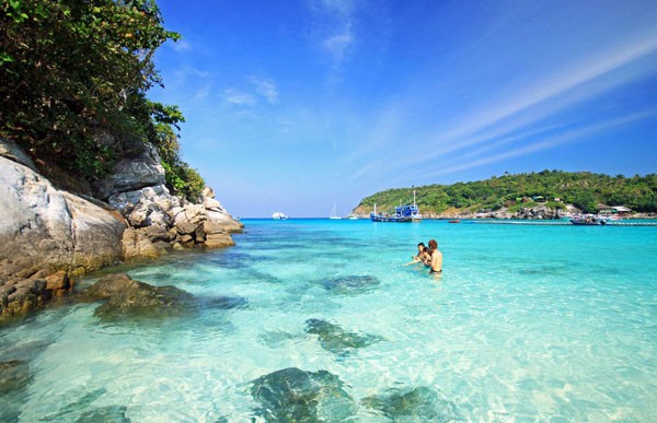 Top 10 Most Stunning Beaches in Asia