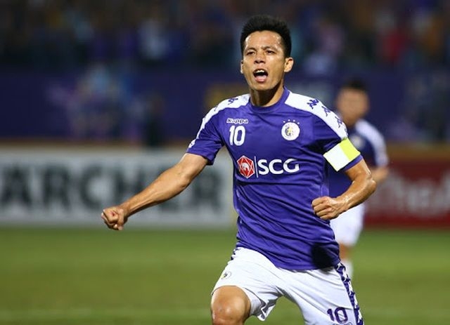 two vietnamese players enter aff cups top asean strikers list