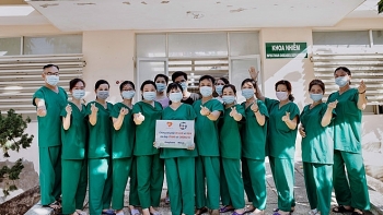 video one of most critical covid 19 patients in vietnam has miraculous recover