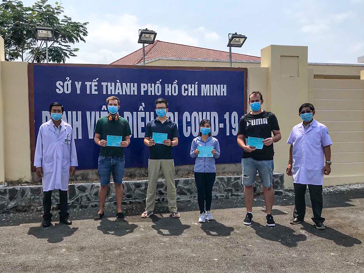 vietnam covid 19 update 27 more patients discharged including 7 foreigners