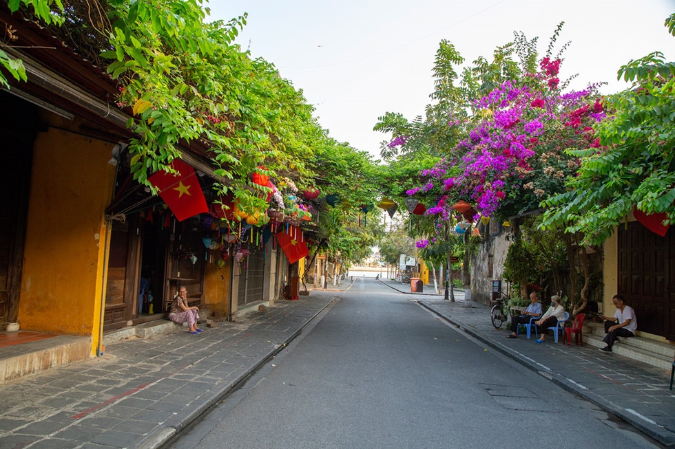 hoi an boasts different charm during covid 19 lockdown