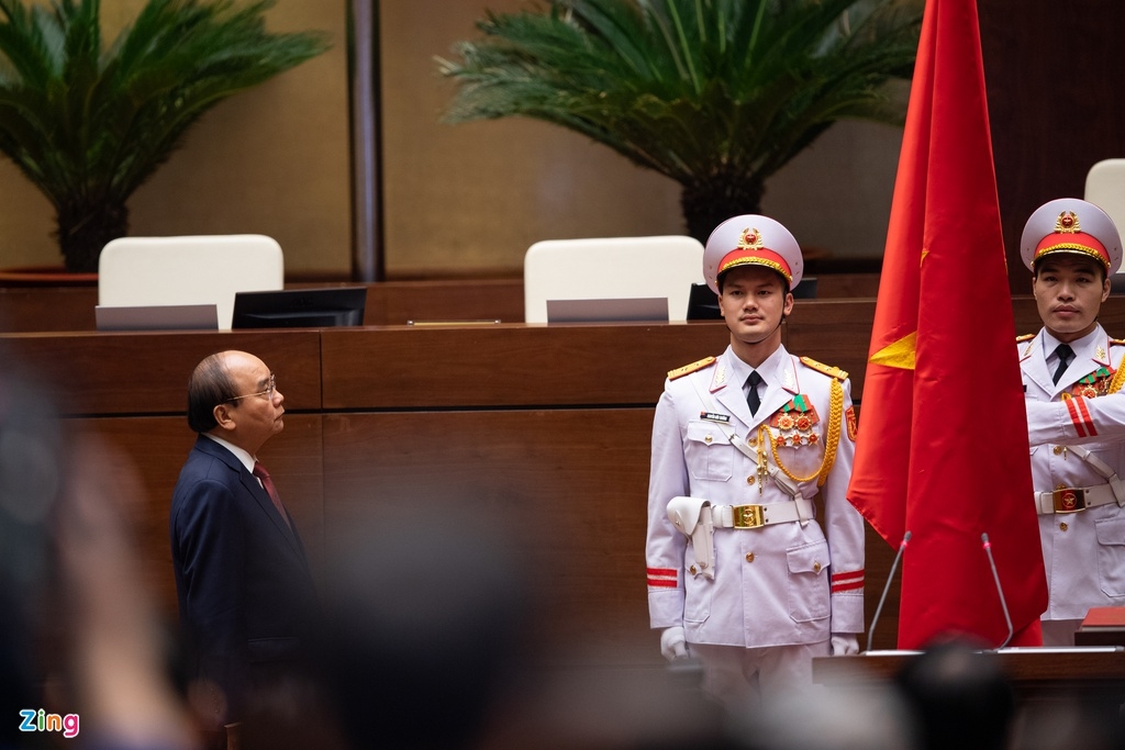 In photos: Nguyen Xuan Phuc Sworn In As New State President of Viet Nam