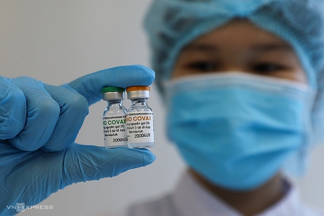 Vietnam eyes sufficient Covid-19 vaccine in 2022