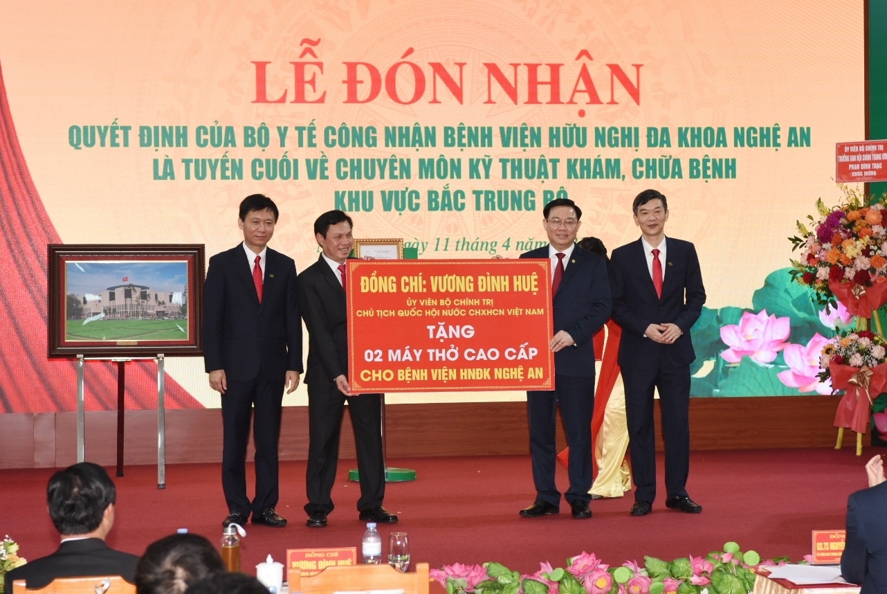 Vietnam News Today (April 12): Romania confident of stronger relations with Vietnam