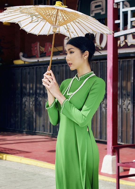 Overseas Vietnamese supermodel promotes traditional Ao Dai in US’s runway