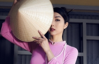 Overseas Vietnamese supermodel promotes traditional Ao Dai in US’s runway