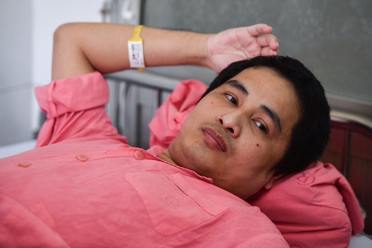 Critical patient in Vietnam covered  US $1,6 milion for treatment fees by medical insurance