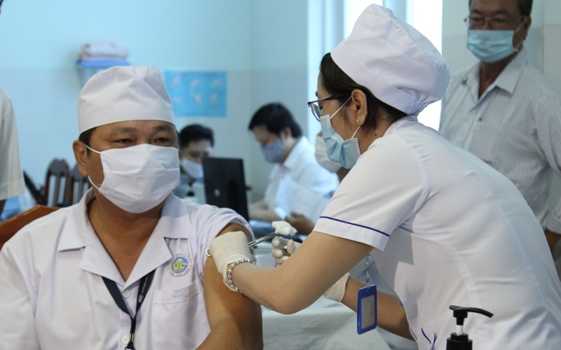 More provinces in Vietnam to kick off Covid-19 vaccination program