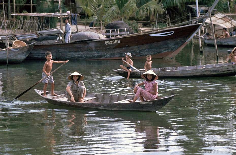 hoi an ancient town in 1990s through lens of german photographer