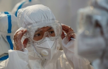vietnam central bank reduces rates to aid post pandemic recovery