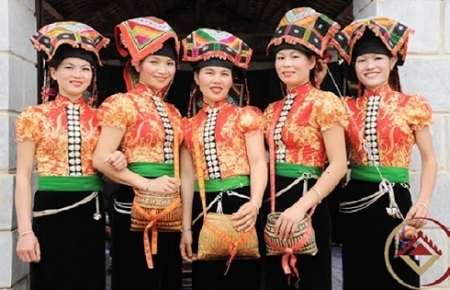 Unique costumes of Northwest ethnic minority people