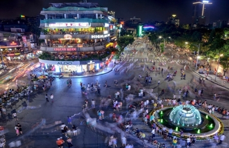Hanoi pedestrian street reopens starting May 15 