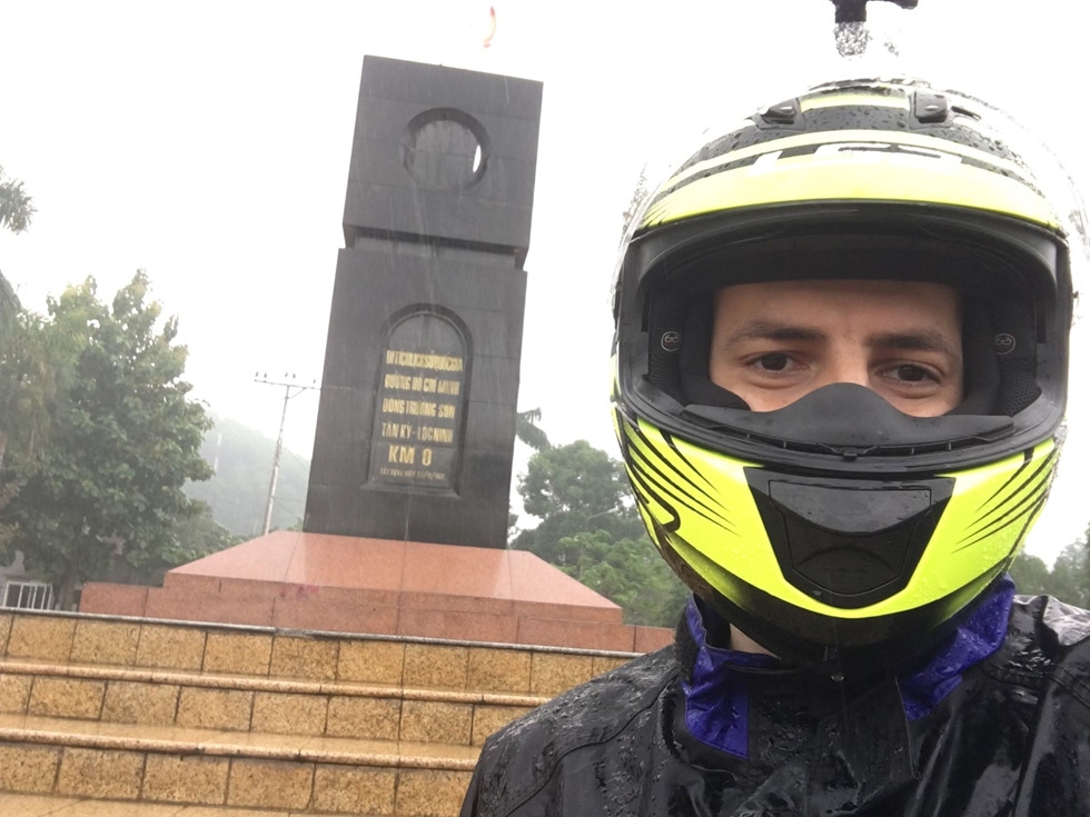 a russian engineer gets addicted to vietnam after journeying across the country