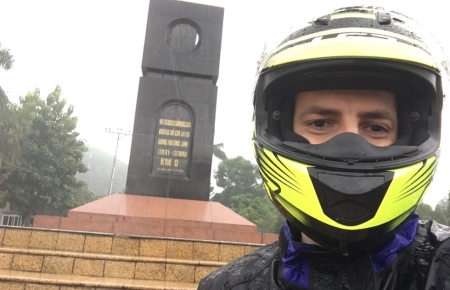 A Russian engineer gets 'addicted' to Vietnam after journeying across the country