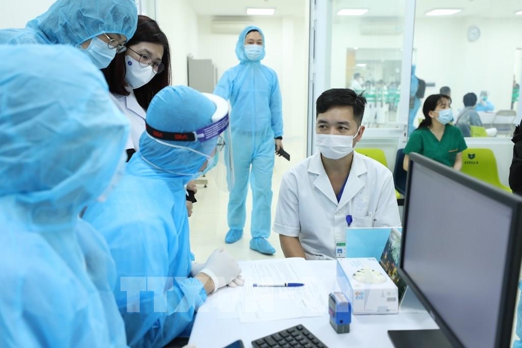 Hanoi to offer free Covid-19 vaccination to residents aged 18-65