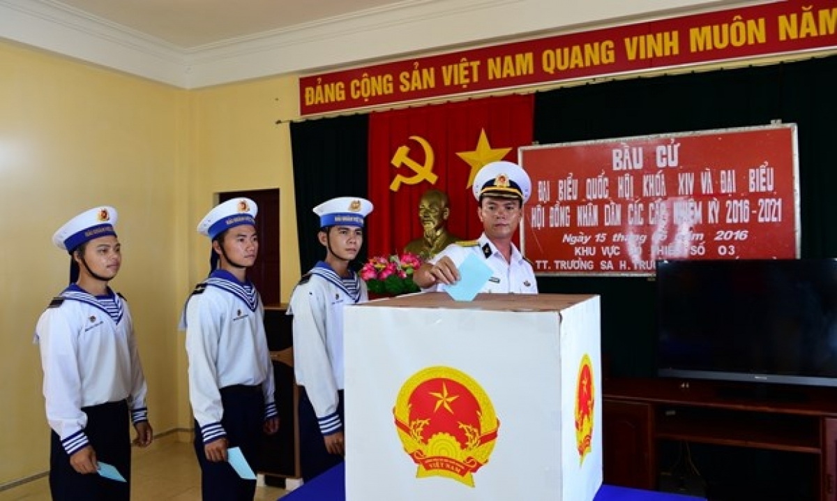 Vietnam News Today (May 8): PM names four challenges facing Viet Nam