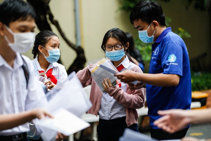 Ho Chi Minh city puts off national high school entrance exam