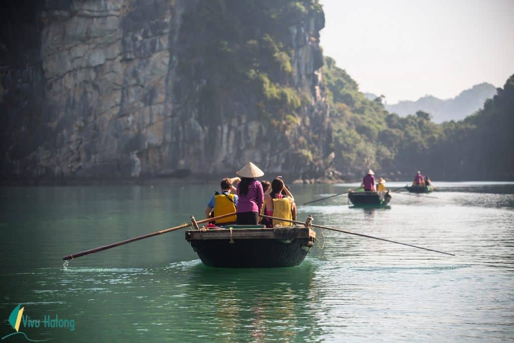 vietnams bai tu long bay under the camera of foreigner