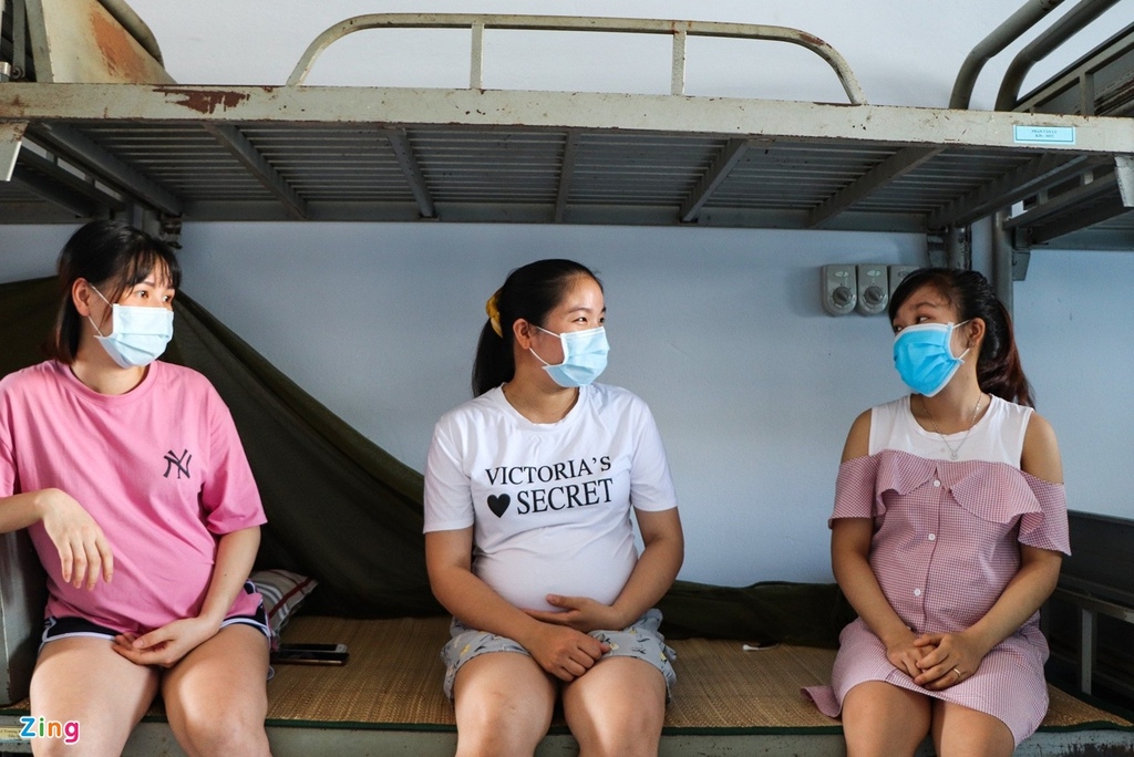 Special Quarantine Camp Of 243 Vietnamese Pregnant Women Returning From Taiwan Vietnam Times