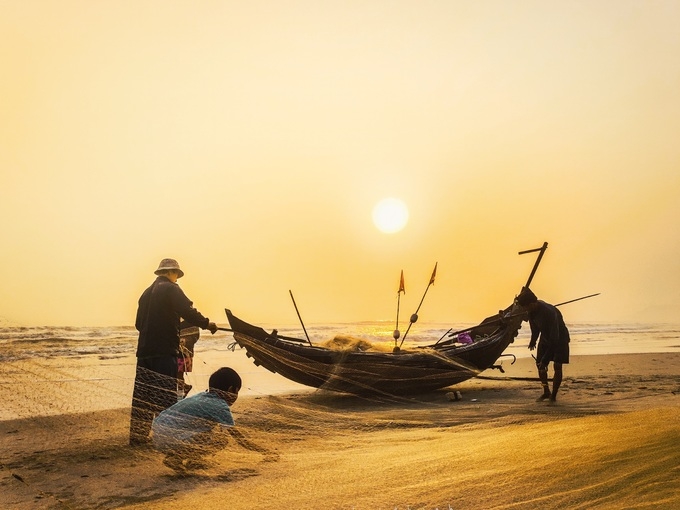 glamorous sunrise on giang hai beach