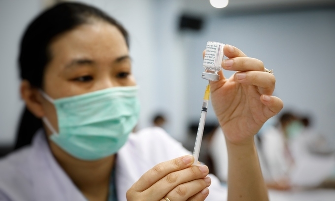 Vietnam researches production of single-dose Covid-19 vaccine