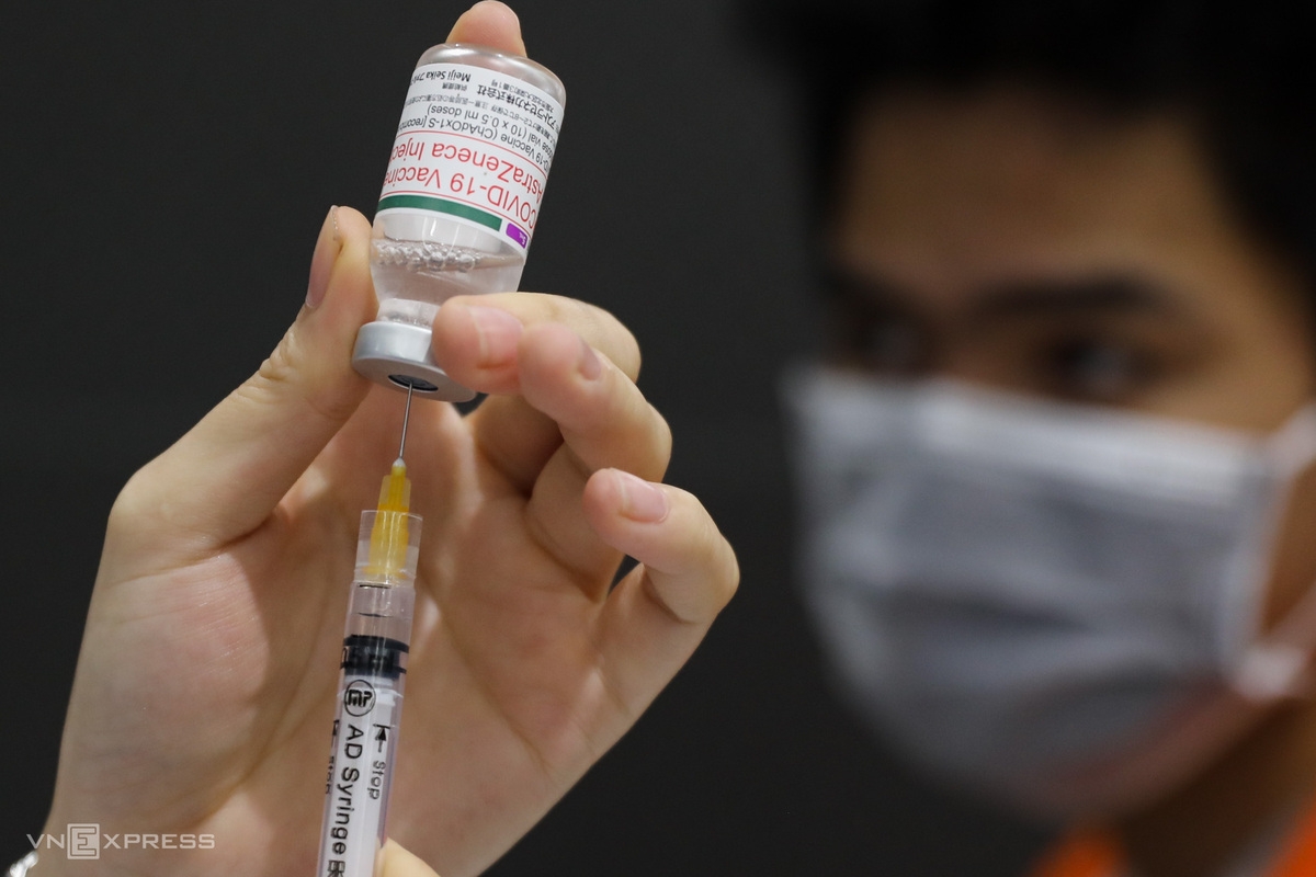 In photos: First 500 workers get Covid shots in Ho Chi Minh's biggest vaccine rollout