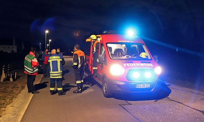 German rescue forces deployed to search for trapped US soldiers on July 2