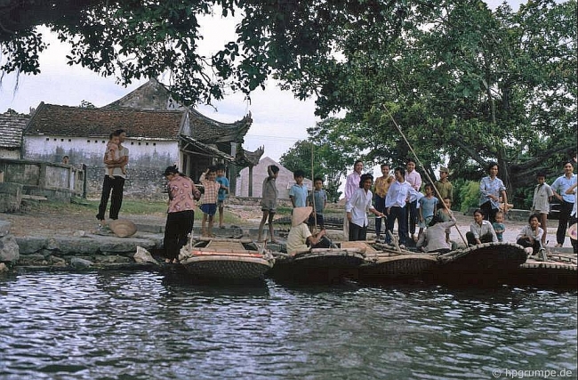 Nostalgia beauty of Ninh Binh province in the 90s