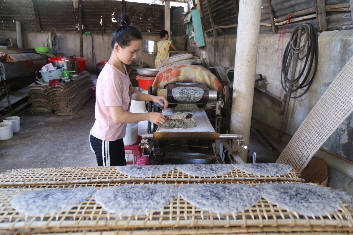 Tan An locals have been applying mechanical technology to facilitate their work for 10 years 