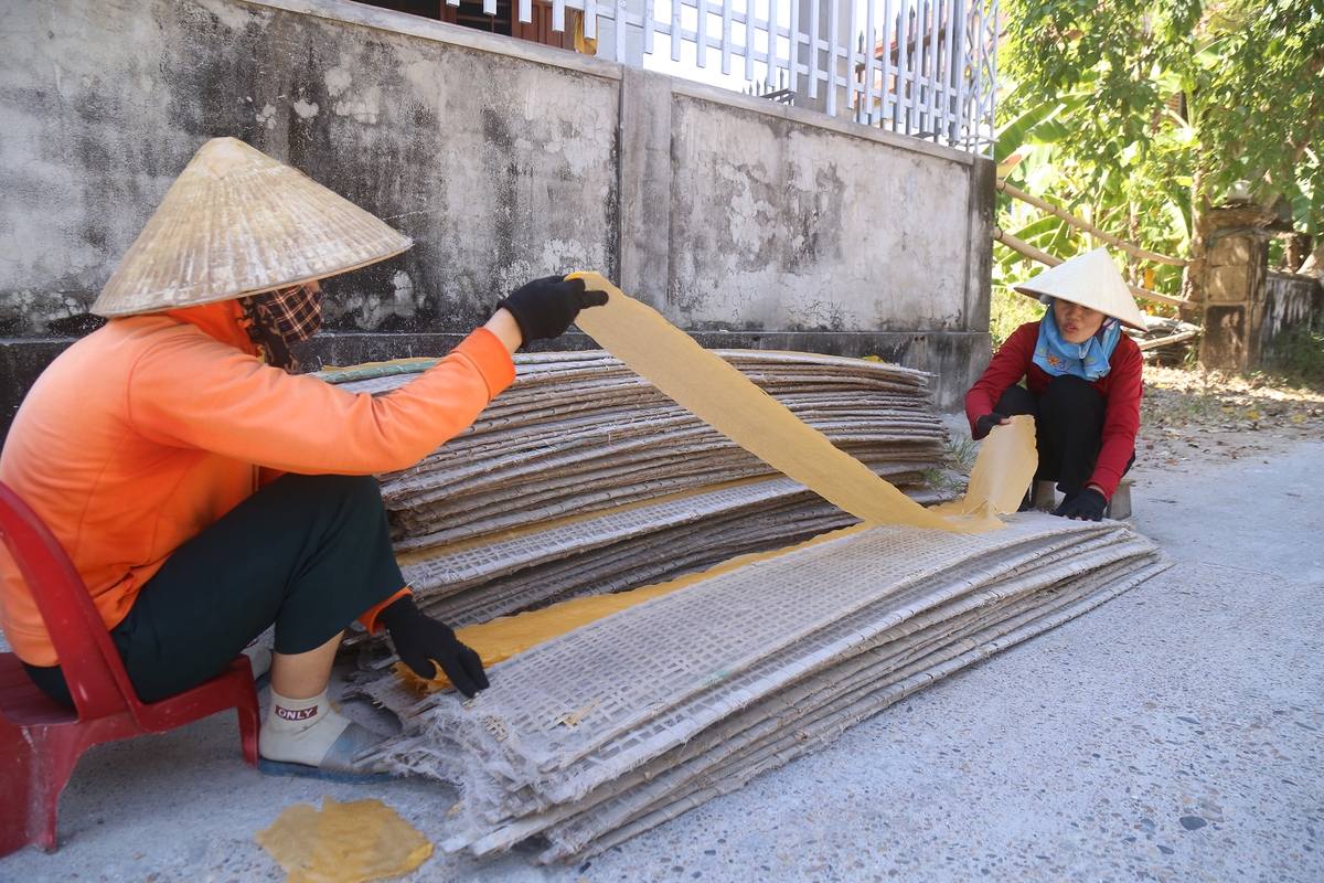 Rice paper making under burning sun in Central Vietnam