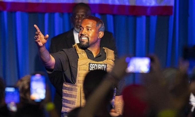 Rapper Kanye West delivered a lengthy monologue Sunday touching on topics from abortion and religion to international trade and licensing deals 