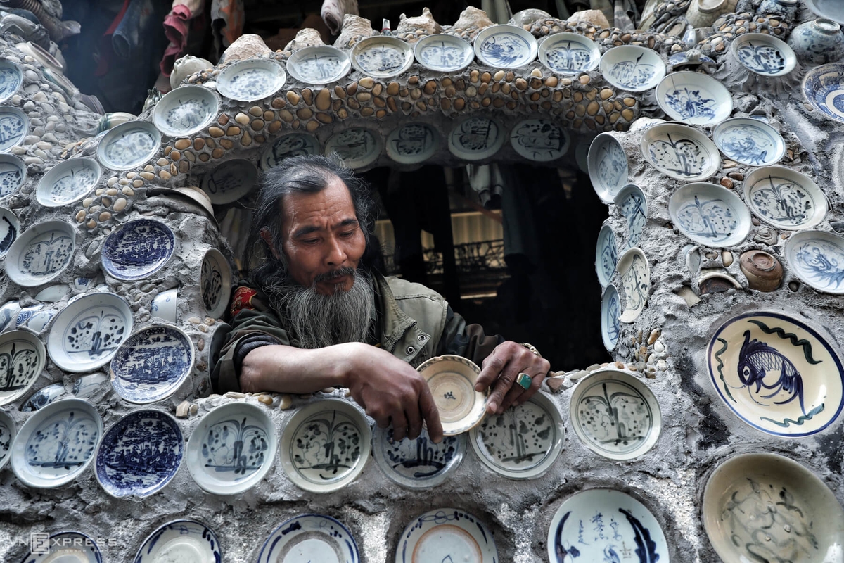 Truong met a lot of difficulties building this one-of-a-kind house.