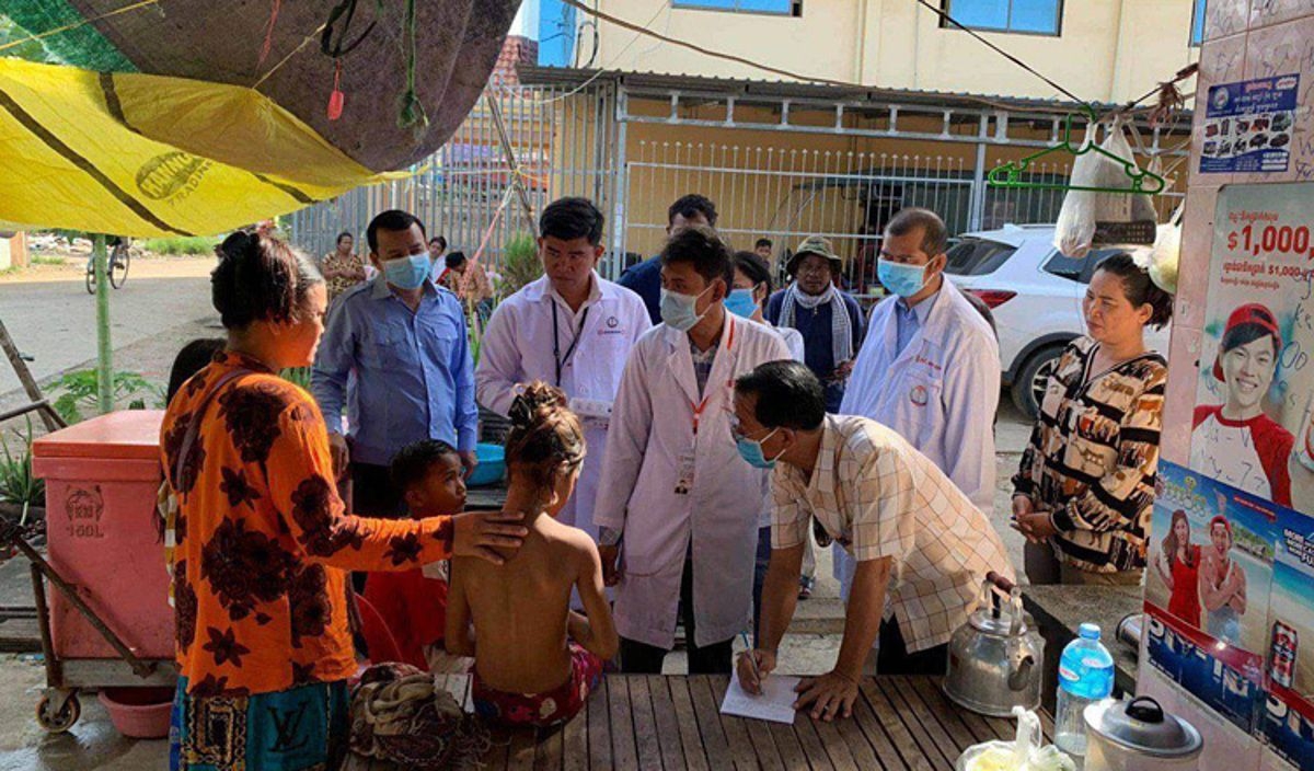 Ninety-two villagers have fallen ill in a mysterious outbreak in Banteay Meanchey province’s Poipet city. 