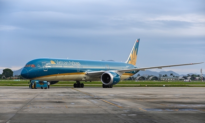 Vietnam Airlines to resume international commercial flights