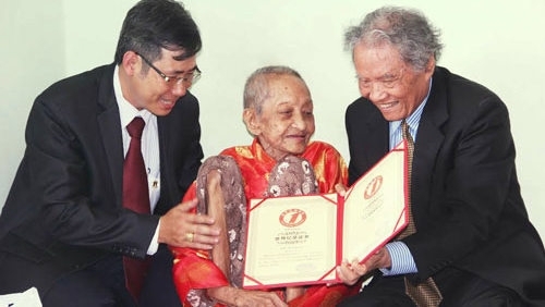 who is oldest person and longevity vilage in vietnam