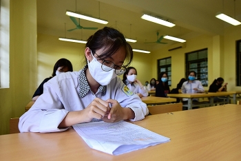 unprecedented national graduation examination during covid 19 time in vietnam