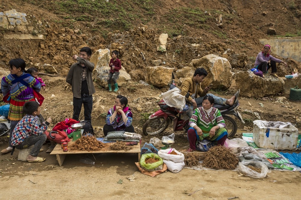 The alluring cultural beauty of moutainous market in Lao Cai