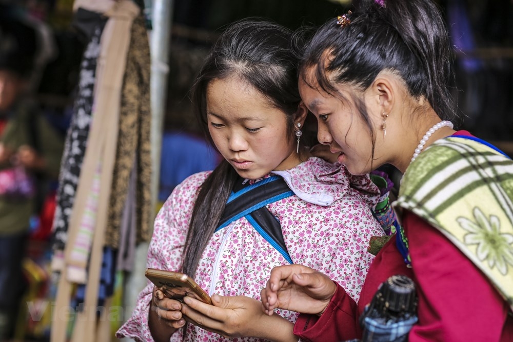 The alluring cultural beauty of moutainous market in Lao Cai