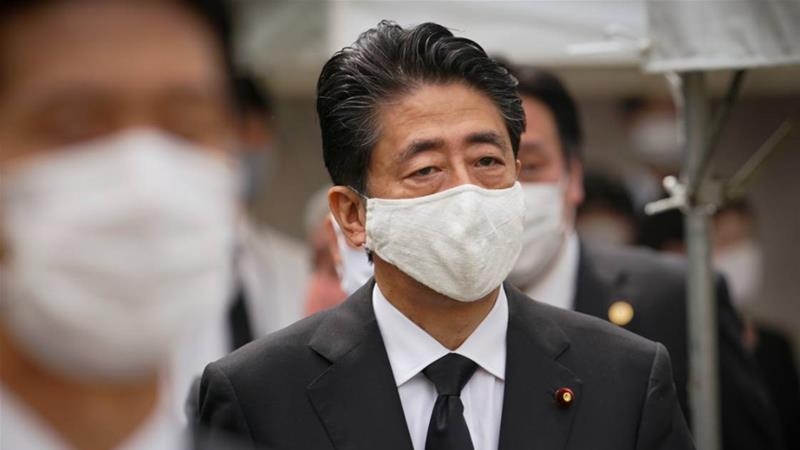 Japanese Prime Minister Shinzo Abe is planning to visit a Tokyo hospital on Monday, 
