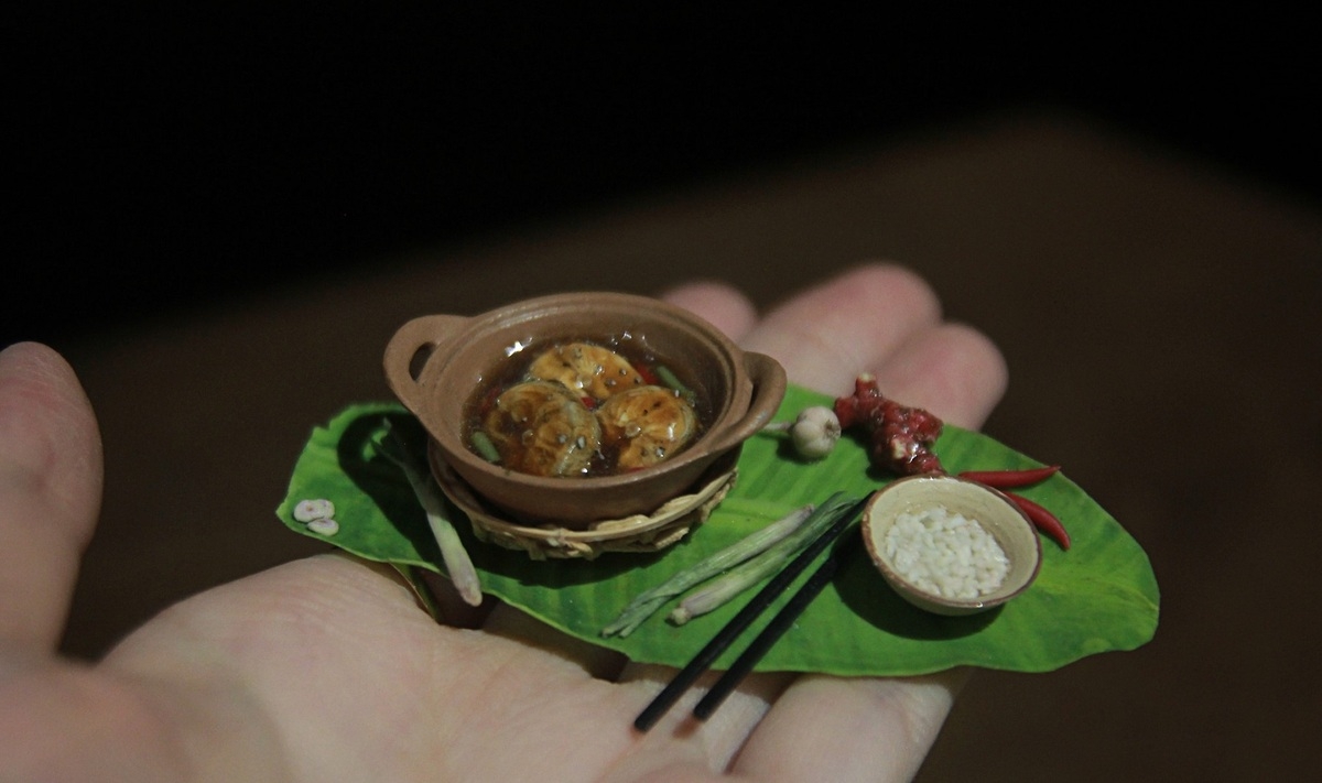 vietnamese girl breathes new life into miniature food clays