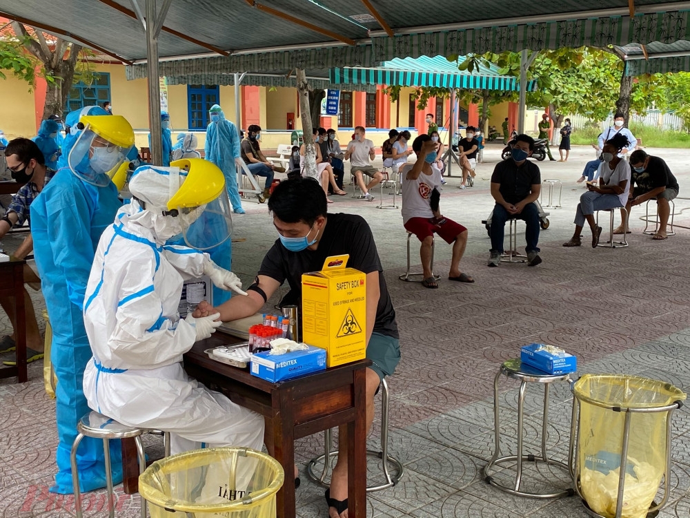 Over 3.200 foreigners in da nang test negative for coronavirus 