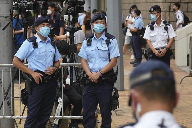 China Slams US Over 'Haven' Offer to Hong Kong Residents