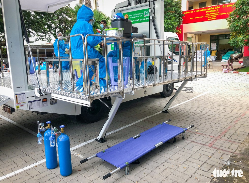 In Photos: HCMC Deploys Mobile ‘Covid-19 Vaccinatuon Truckk’