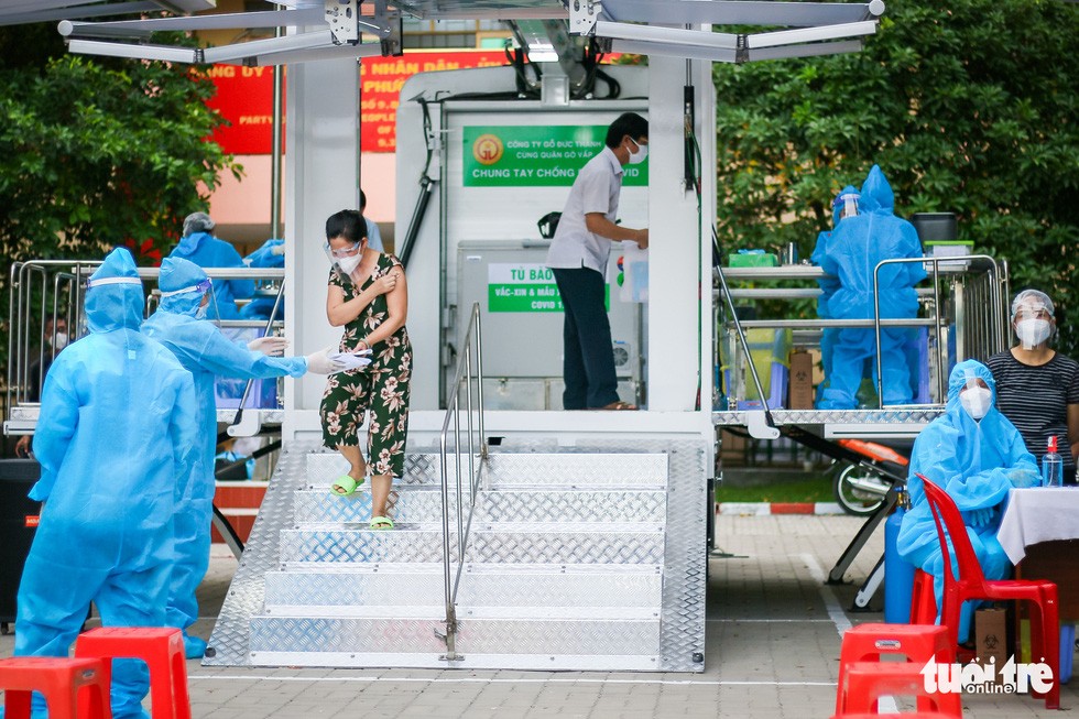 In Photos: HCMC Deploys Mobile ‘Covid-19 Vaccinatuon Truckk’