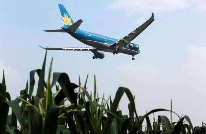 Vietnam yet to resume international flights