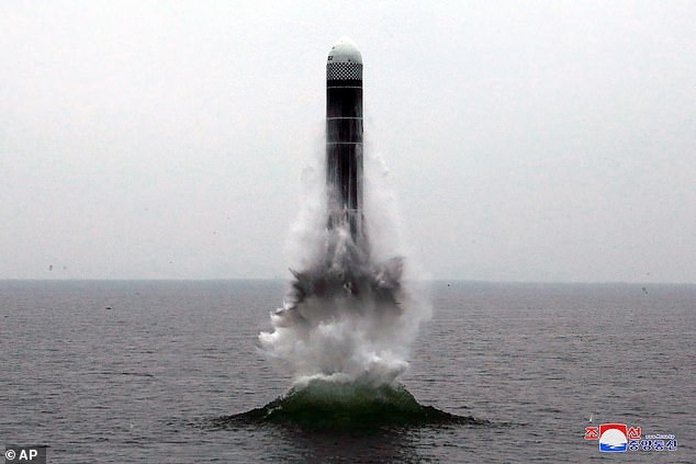 World breaking news today (September 17): North Korea may soon conduct submarine missile test