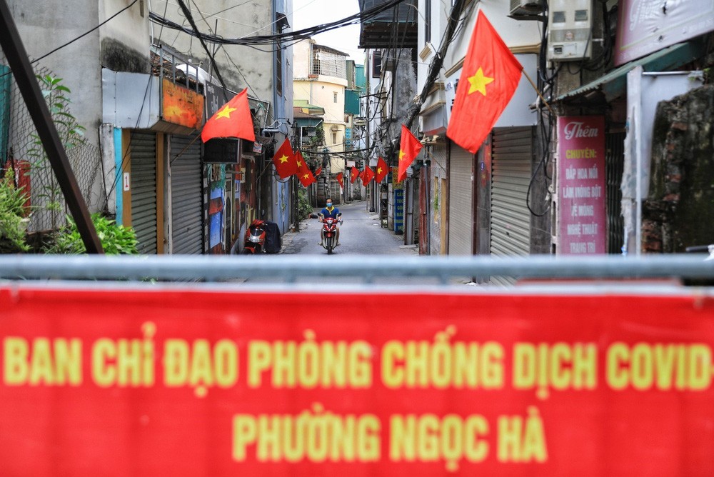 Hanoi Adorned with Red Flags on National Day