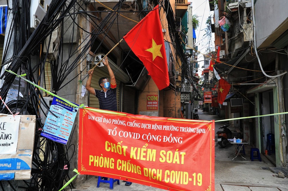 Hanoi Adorned with Red Flags on National Day