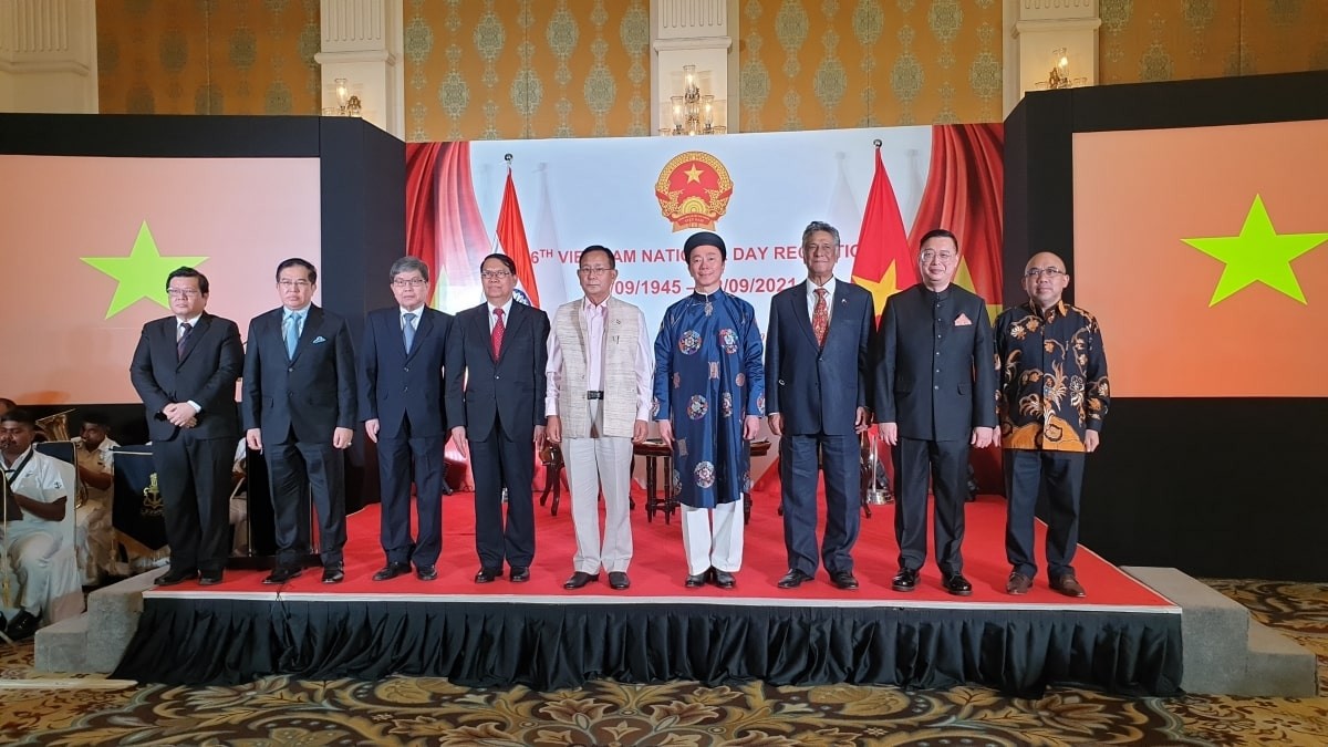 Foreign Leaders Greet Vietnam on 76th National Day
