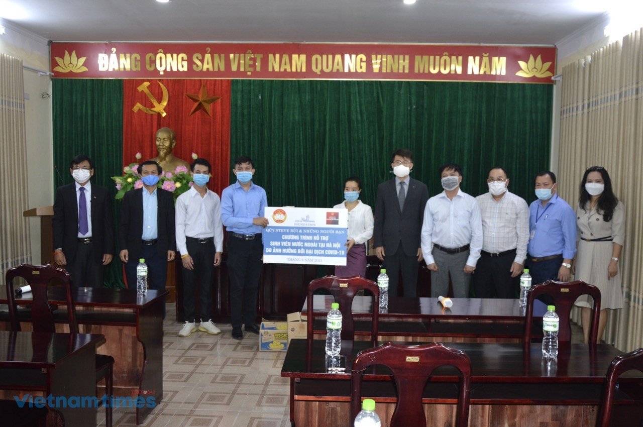 international students in vietnam receive covid aid packages